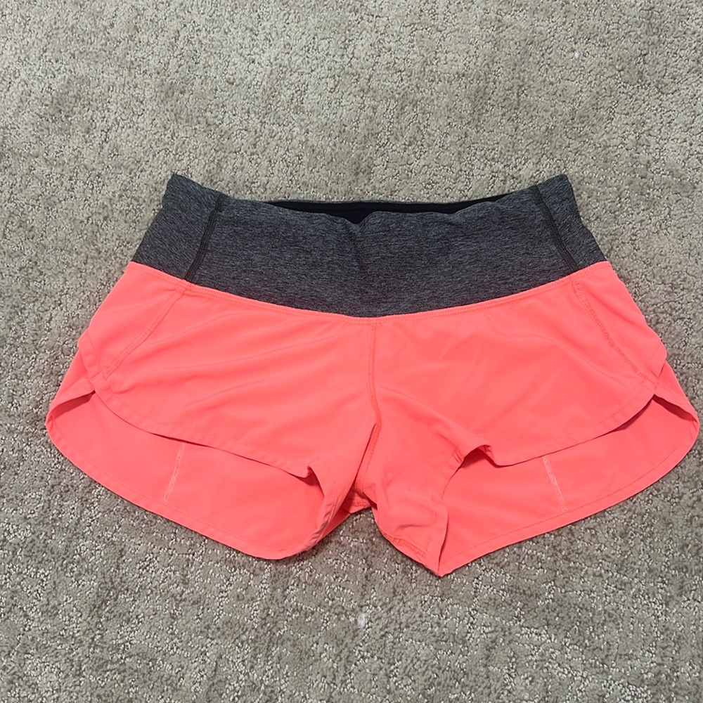 Lululemon shorts size 4